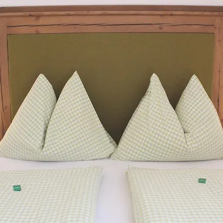 Kinderparadies Bachbauer בית חווה