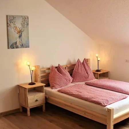 Kinderparadies Bachbauer Фермерский дом Мондзее